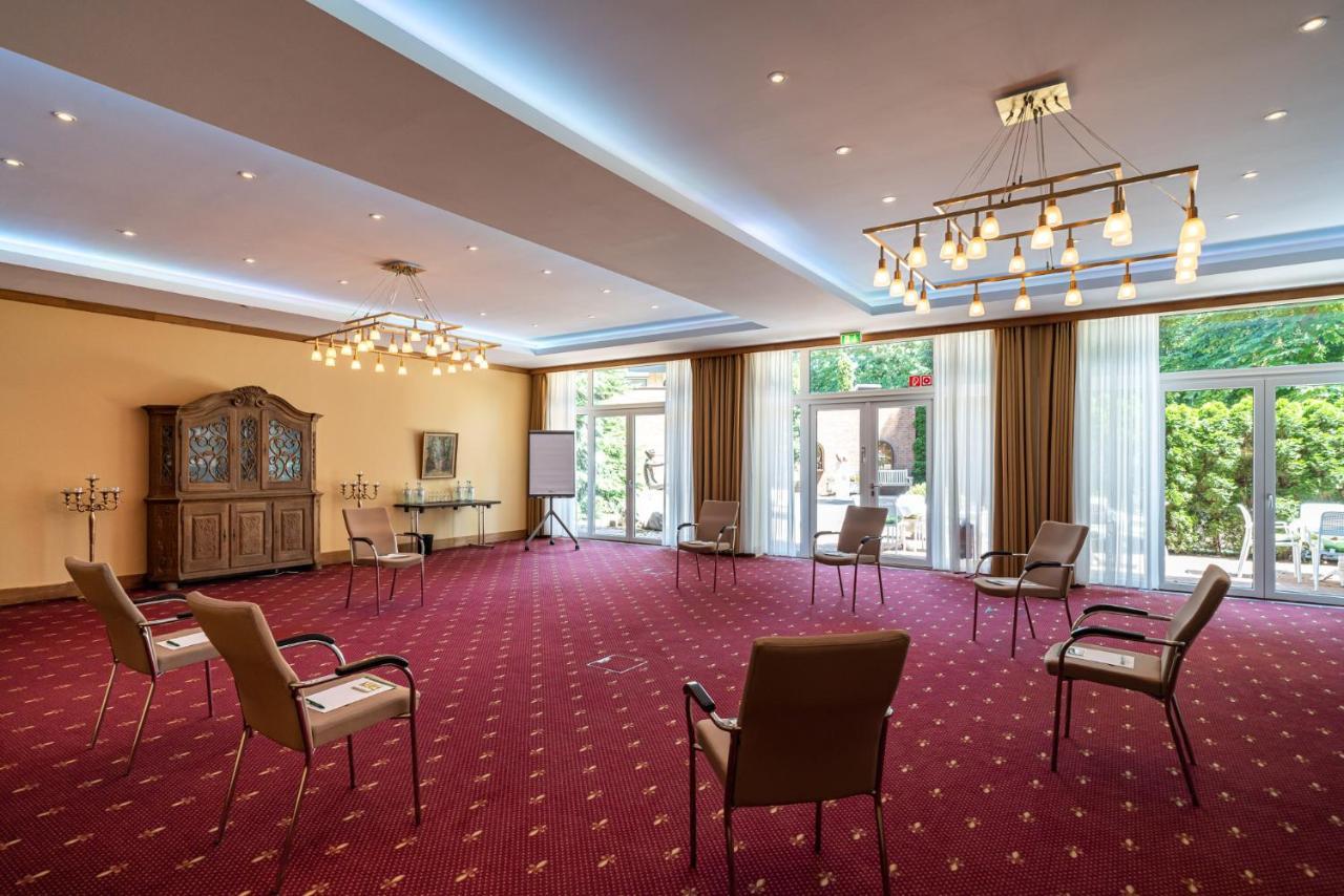 Waldhotel Tannenhaeuschen Wesel  Exterior photo
